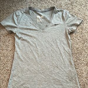 Nike Gray Fitted Short Sleeve T-Shirt